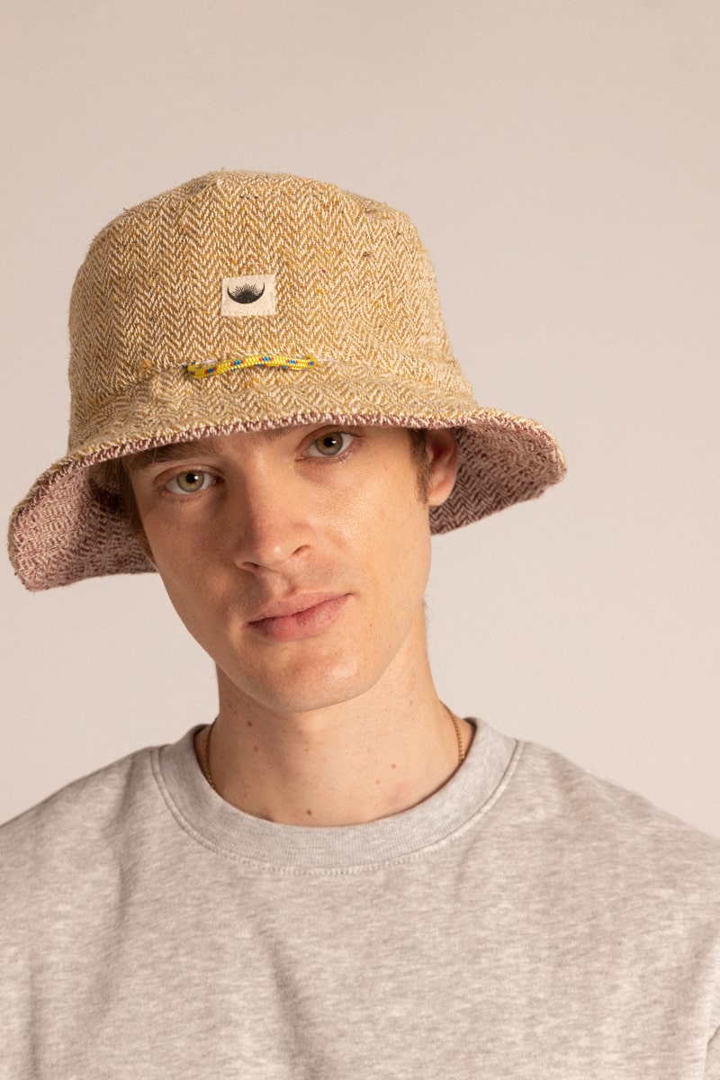 Reversible Monsoon Hat zigzag Brown and Mustard